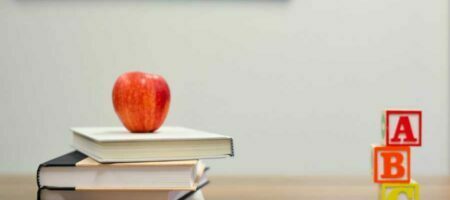 Bei SchoolWars schlüpfen Sie in die Rolle eines Schülers und Leben seinen Alltag